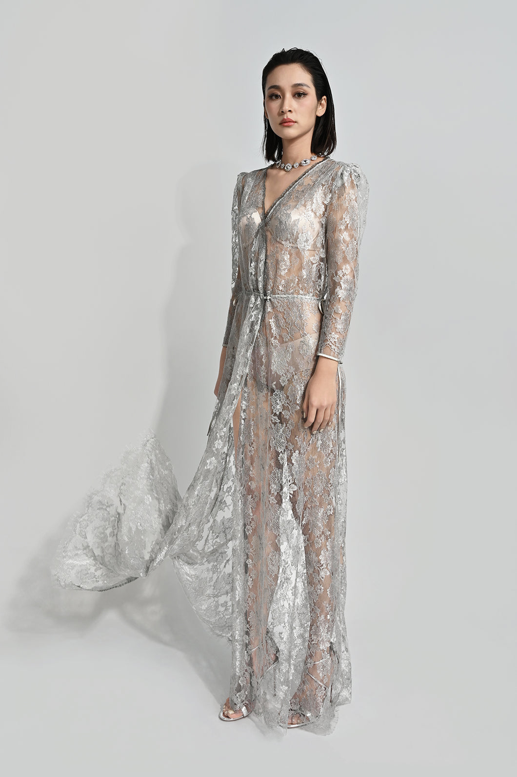 Déshabillé Luna Di Venezia « Lace nightgown »